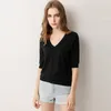 Women's T Shirts 2023 Summer och Autumn Women Sweater Short Sleeve T-shirt Fashion Slim Ladies Black White V-Neck