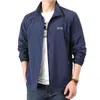 Vestes pour hommes Veste légère d'été Hommes Coupe-vent Mince Peau Imperméable Homme Séchage rapide Respirant Manteaux imperméables Vêtements masculins