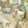 Set di biancheria da letto Rosa Volant in pizzo Bowknot Copripiumino Gonna letto Lenzuola Federe Set di lusso per ragazze Donna Decor Home 231211