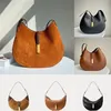 Half Moon Qolo ID axelväskor Ponny Suede Leather Large Mini Designer Womens Tote Handväskor Koppling Handväskor 2023196R