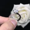 クラスターリング0.5/1/2CT 5.0-8.0mm丸いカットVVS1 Dモイサナイトウェディングリングプラチナ950女性ホワイトゴールドジュエリー118