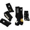 Chaussettes de femmes Corée de la Femme Long Long noir Cool Harajuku Hip-hop Coton Skateboard Trend Daisy