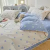 Conjuntos de cama Ins estilo conjunto sem enchimento roxo tulipa moda capa de edredão folha plana fronha meninas meninos único tamanho duplo roupa de cama 231211