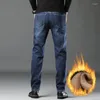 Jeans pour hommes Cumukkiyp Tendance Hiver 2023 Lâche Polaire Jambe droite Pantalon en denim extensible Plus Pantalon en velours