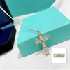 długie 18 -karowe złote naszyjniki dla kobiet modne bransoletki dla kobiet Cross Diamonds Designer Wedding Party Walentynowe Silver Gift Engated S246p