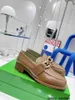 Botte Venetas Casual schoenen Dames Monsieur Loafer Italiaanse elegantie Mond Kalfsleer Binnenkant Schapenvacht Brits Lakleer Massagezool Loafers HBHV