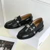 Hochwertige Designer-Loafer für Damen, luxuriöse, flache Kleidschuhe, Toga-Plattform, Retro-Metallschnalle, runder Kopf, Leder-Freizeitschuhe, Fabrikschuhe