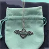 Colliers pendentifs Nouveau coffret cadeau bleu original 925 Sier classique amour pendentif collier double coeurs femmes bijoux de mode concepteur 11 H Dhpmi