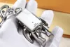 2024 Keychain Letters v Ljia Manual Robot Robot keychain keychain buckle buckle مشهور المصمم الفاخر Bijoux cjewelers