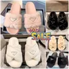 Lujo P Mujeres con caja Diseñador Zapatillas de piel Sandalias Diapositivas planas Chanclas Triángulo Cuero Mocasines al aire libre Zapatos Ropa de playa Zapatillas Negro Blanco