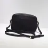 Bolsa de maquiagem de couro de alta qualidade Bolsa de zíper 21 cm Bolsa de portabilidade Senhoras Acessórias clássicas de borla Clutch de couro Enviar caixa 30285Y