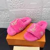 zapatillas Piel de invierno Mullido Peludo Letras cálidas Sandalias de lana Cálido Confort Zapatillas Mujer Zapatillas Zapatos Otoño Invierno Diapositivas Scuffs Sandalia