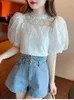 Damenblusen, elegante Hemden für Frauen, weiße süße Spitze, schickes Puff-Kurzarmbluse, 2024 Sommermode, koreanisches lässiges O-Ausschnitt-Shirt
