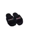 Buty designerskie Paris Slipper Furry platforma sandałowe pluszowe kapcie hafty b słowo para pluszowe kapcie furry slajd zamszowe kapcie 8nSpl