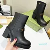 مصمم أزياء أسود أحذية عالية الجودة المرأة أحذية حقيقية نصف الحذاء أحذية كلاسيكية أحذية Matin Boots