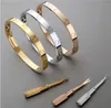 Bracelets personnalisés de mode Bijoux de créateur Couple Bracelets de bal jumelés Bijoux vintage simples Accessoires exquis inspirés M3684189
