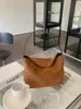 Sacs de soirée Scrud Pu Leather Femmes Axillary Brand Design Dames Habag Hobos Hobos Sac à épaule Faux Suede Tote Bolsa Brown Taps