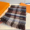 Halsdukar lyx 100 Cashmere Scarf Men Designers Plain Stripes Plaid Letter Printed Scarves Autumn Winter Classic Soft Keep Wart Lightweight Long Shawl F