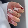 Faux ongles 24pcs de mi-long clous français avec design papillon