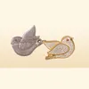 2021 Utsökta Fashion Pigeon Cardigan Four Leaf Clover Pins Brosch Personlighet Color Shell Agate för Womengirls Valenentine039S44625394451