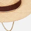 Chapeaux à bord large chapeaux Chaîne Str Fedora Chapeau en relief Hat de plage avec chaîne Str Womens Sun Sun Vacation Summer Panama Hat J240425