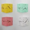 Horloges murales Horloge double face pour la décoration d'angle Silencieux Creative Simple Creux Design Arabe Chiffre Échelle Salon