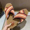 Designer-Canvas-Hausschuhe, berühmte Slide-Strick-Sandale, CHOL Damen-Sandalen, Woody Mule, flache Slides, luxuriöser Strand-Damenschuh