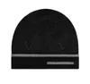 Mens Cap Designer Beanie Beanie Hats Winter Caps Winter Weather ، حافظ على الإكسسوارات السوداء المحبوكة أنماطًا أنماطًا متعددة الأنماط الرئيسية 2249345