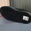 Novos homens de marca famosa sapatos formais designer de luxo clássico carta salto logotipo rendas até tênis casuais moda versátil anti slides grande sola sapatos plataforma masculinos