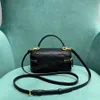 GABY MINI VANITY BAG IN PELLE DI AGNELLO 10A Borsa a tracolla di design di alta qualità Borsa a tracolla da donna da 17 cm Borsa per cosmetici in vera pelle Portamonete classico da donna a spalla