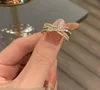 Koreaanse East Gate Fashion Net Rode Kruis Ring vrouwelijk ingelegd met diamanten metalen verstelbare ring anker sieraden1777091