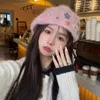 Berets Boina de Pele Floral Chapéus para Mulheres Inverno Engrossar Cap Quente Ao Ar Livre Todos os Jogo Retro Artista Pintor Beanies Harajuku Kawaii