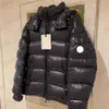 Chaqueta de parkas de plumón para hombre Abrigo de diseñador para hombres Mujeres Chaquetas de invierno Estilo de moda Corsé delgado Traje grueso Rompevientos Bolsillo Abrigos cálidos de gran tamaño LZ8U