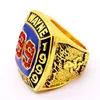 Les dimensions peuvent être personnalisables. Bague commémorative des joueurs de l'équipe Champion avec le même type de numéro numérique 9241I.