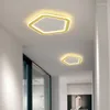 Kroonluchters Driehoek/ronde moderne LED-plafondkroonluchter voor gang, gangpad, balkon, gang, slaapkamer, witte acrylverlichting