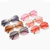 Sonnenbrille 2023 Neue randlose Damenmode Farbverlaufslinse Retro-Legierungsbeine klassischer Designer Schatten UV400 231212