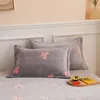 Set di biancheria da letto Copripiumino invernale Pile spesso Calda flanella Biancheria da letto in velluto double face corallo Copripiumino singolo matrimoniale Queen King Size 231211