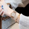 Montres-bracelets Marque de mode Diamant Femmes Quartz Montre Luxueux Tendance Bijoux Bracelet Main Horloge Ladys Fille École Étudiant Montre-Bracelet