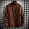 Herrtröjor Autumn Winter Turtleneck tröja fast färg Varma tröjor män stickade mode koreanska casual mens vita svarta kläder