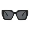 Óculos de sol luxo maré oco punk para mulheres retro óculos quadrados de sol uv400 óculos 231212