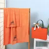 Projektant Orange Ręcznik Trzyczęściowy set prezent świąteczny High End Fashion Bath Ręczniki dla mężczyzn i kobiet podczas podróży służbowych