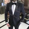 Abiti da uomo Collo a scialle nero Abito da uomo Elegante Set Abbigliamento di lusso Designer Boyfriend Slim Fit Blazer Pantaloni Abito da cerimonia di nozze 2 pezzi