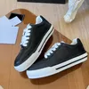 23SS Casual boardschoenen voor dames Designerkleding Schoenen Veterschoenen Platform Hakken Leren sneaker Outdoortrainer Sportloopschoenen Dames Wandelen Atletische laag uitgesneden schoen