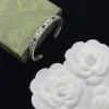 Bransoletka dla kobiet wisiorta Letter Girl's Girl's Best Wedding Gift Prezentacja Złota Łańcuch Biżuteria