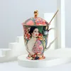 Coffeware ustawia kubek do kawy z pokrywką i łyżką Chiny Antient Klimt Malowanie filiżanek herbaty z LID Luksusem 231212