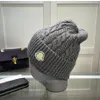 Designer Beanie Caps Stylish Knit Hat For Man Woman Winter Warm Hats 4 Colors320Q