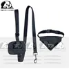 الياقات الكلاب Leaseshs Dog Cat Leash Designer فاخرة الكلب تسخير مجموعة أسود مثلث المثلث الحيوانات الأليفة الكلب المشي محبطات الحيوانات الأليفة chihuahua 231212