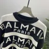 Мужской свитер Модный европейский бальзам с длинными рукавами Трикотажная рубашка Полосатый свитер с буквами Унисекс Топ Зеленый