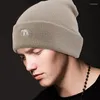 Berets Warm Knitted Wool Beanies Hat Autumn Winter Women Men Bear Embroider Ear Windproof Caps Outdoors Skiing Simple Fashion Soft