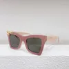 Solglasögon elegant stil kvinnors 4434 fyrkantig stor ram mode metall blomma designglasögon hög kvalitet 6 färger rosa blå